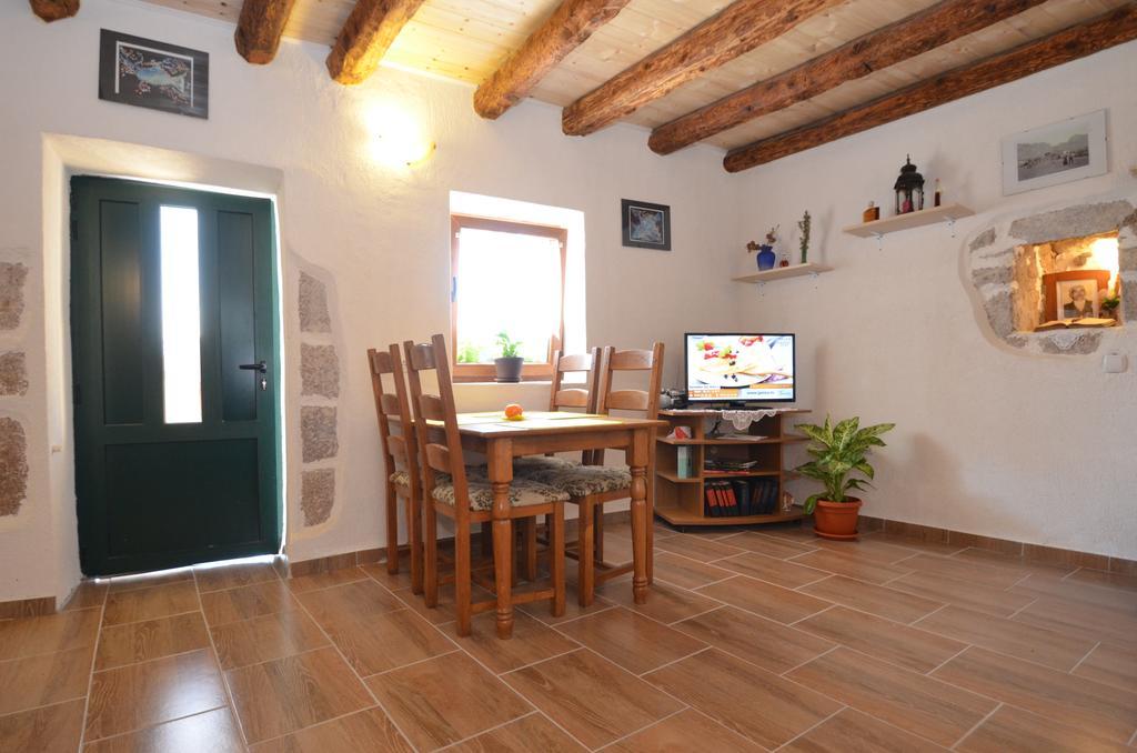 Holiday Home Paklenica 스타리그라드 파클레니차 외부 사진