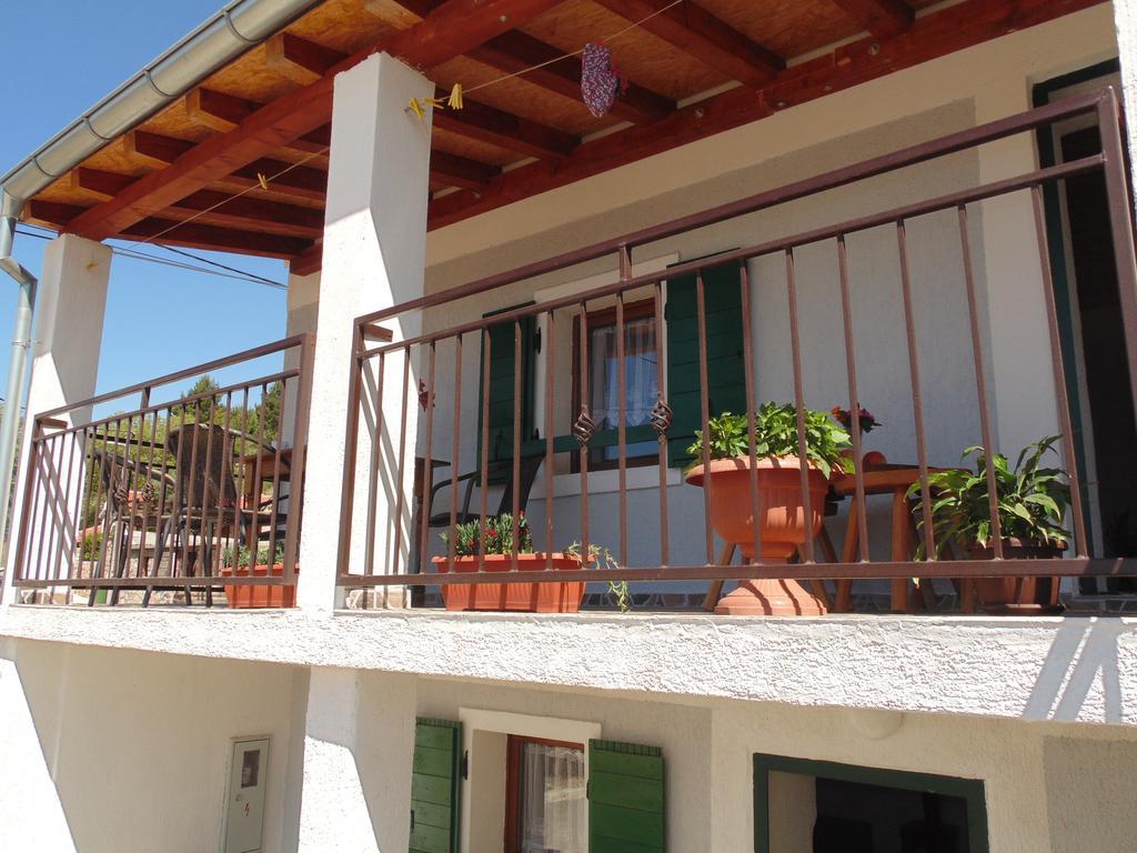 Holiday Home Paklenica 스타리그라드 파클레니차 외부 사진