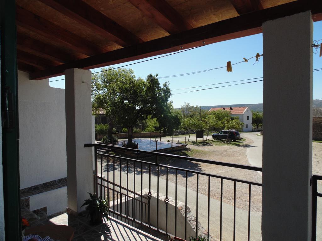 Holiday Home Paklenica 스타리그라드 파클레니차 외부 사진