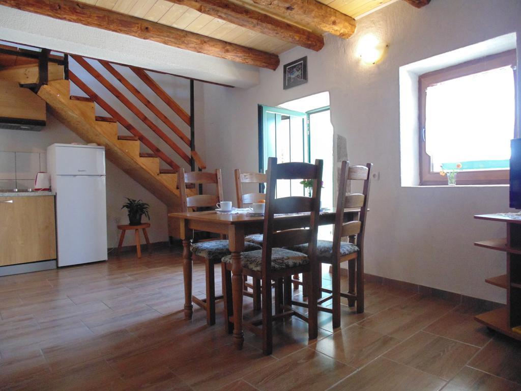 Holiday Home Paklenica 스타리그라드 파클레니차 외부 사진