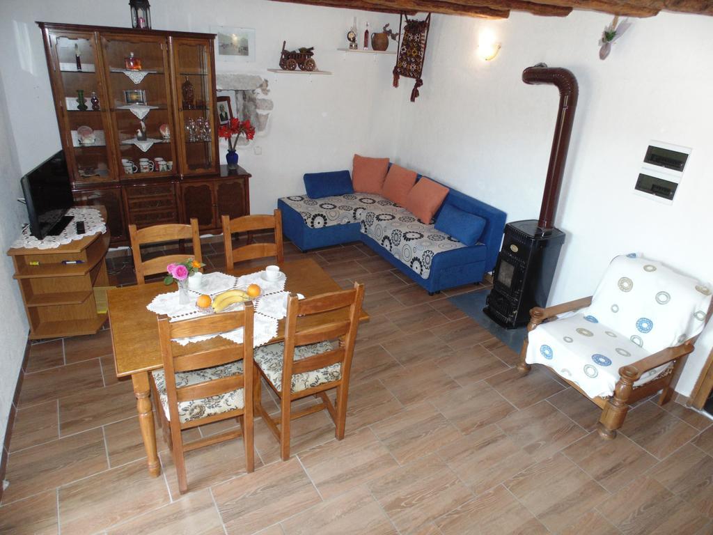 Holiday Home Paklenica 스타리그라드 파클레니차 외부 사진
