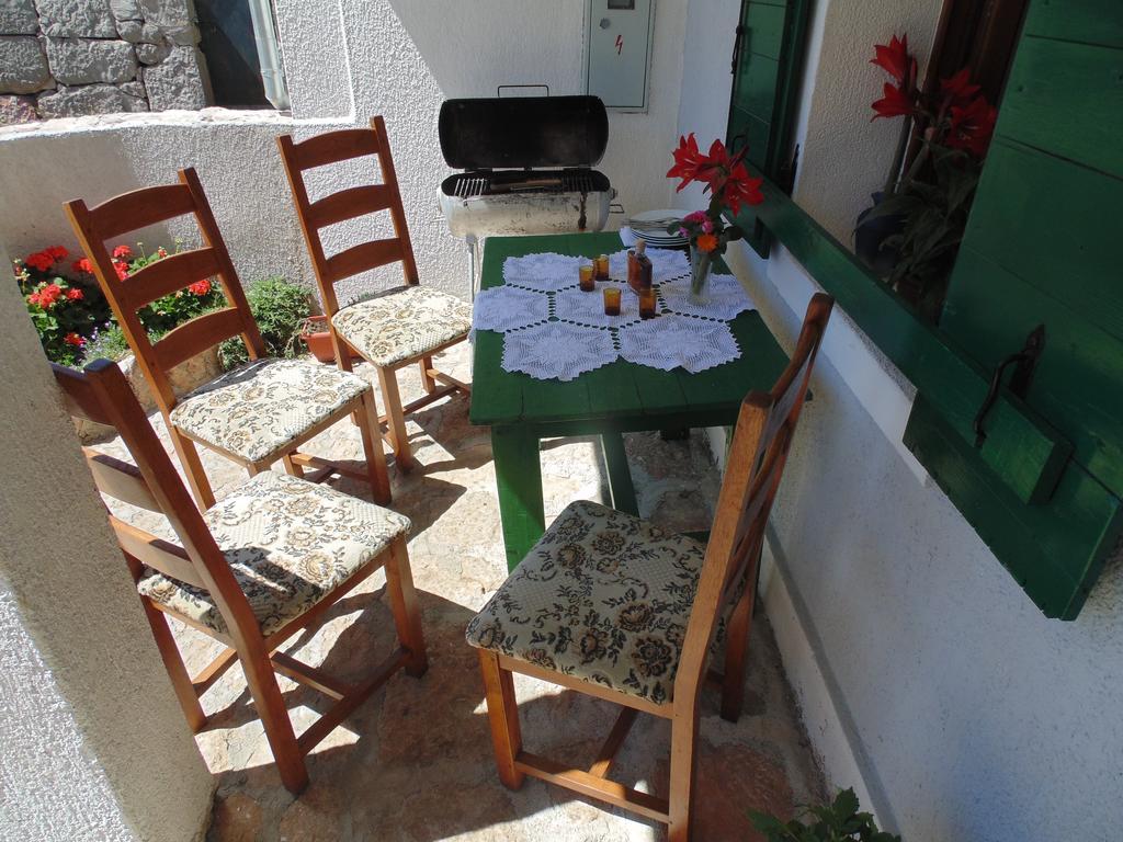 Holiday Home Paklenica 스타리그라드 파클레니차 외부 사진