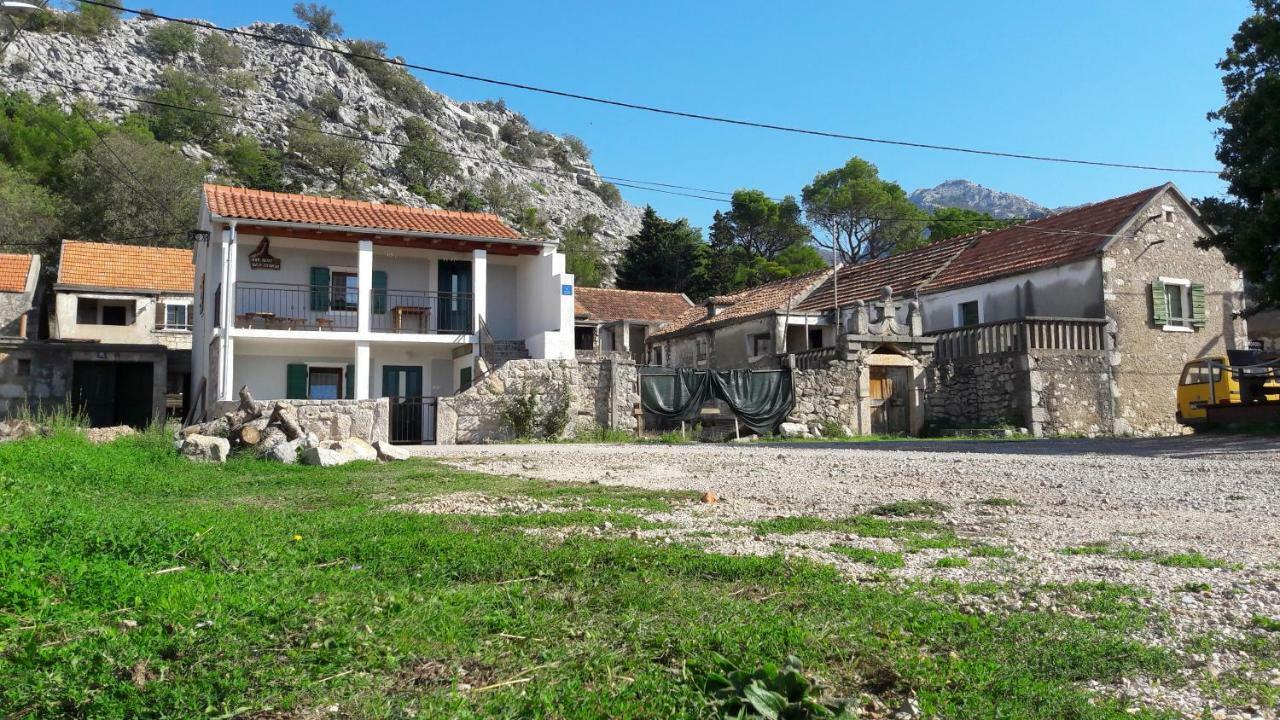 Holiday Home Paklenica 스타리그라드 파클레니차 외부 사진