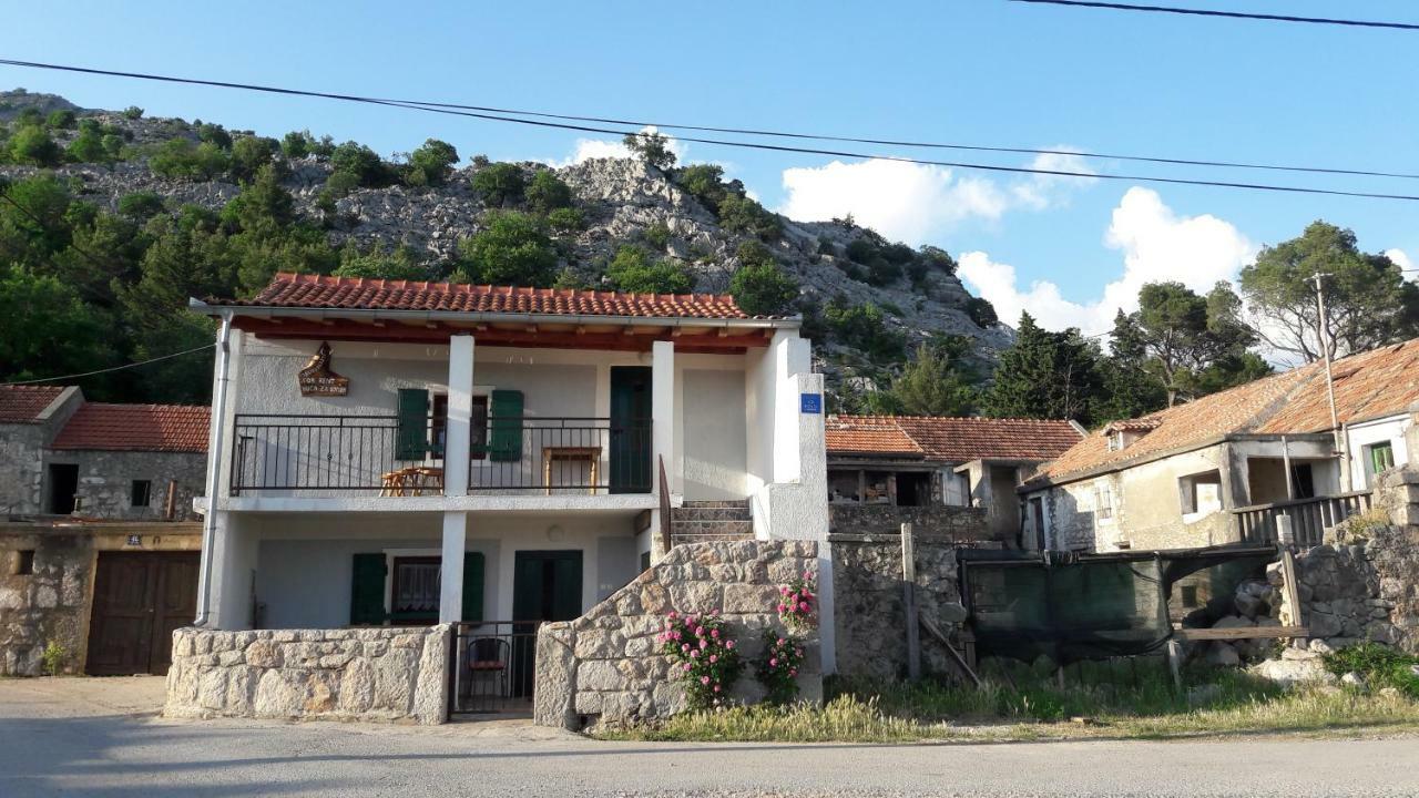 Holiday Home Paklenica 스타리그라드 파클레니차 외부 사진